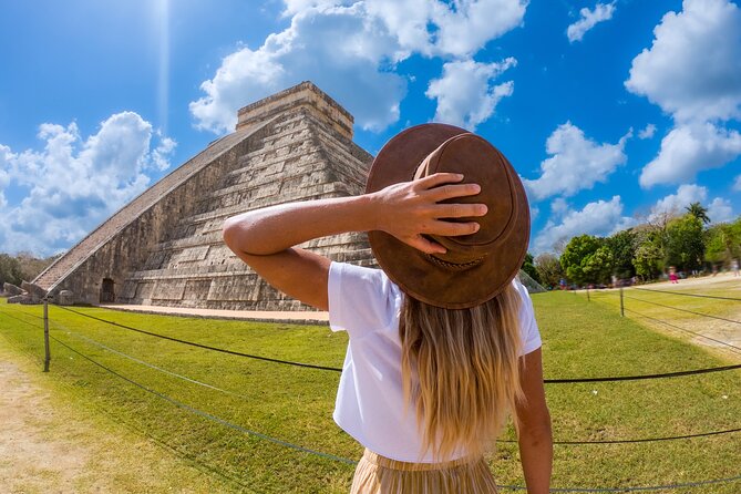 (4x1)Chichén Itzá, Cenote Saamal, Kaua e Valladolid da Playa Del Carmen e Tulum - Getting to Kaua: shaman welcome, Oxidian processing, and buffet lunch