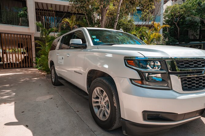Airport Transfer One Way - Cancun / Tulum - Private or Luxury - Airport meeting points: the details that prevent chaos