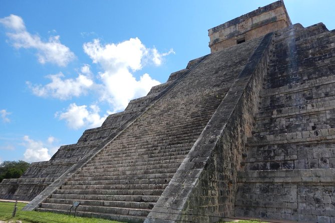 Chichen Itza - Cenote - Valladolid - The Cenote Stop (Ik Kil): about an hour of aquamarine cool