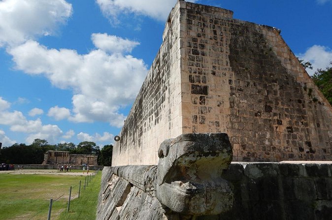 Chichen Itza - Cenote - Valladolid - Buffet lunch and listed beverages: local food, not just fuel