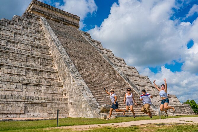 Chichen Itza Private Tour with Cenote Oxman – All-Inclusive - Valladolid lunch and colonial wandering after the cenote