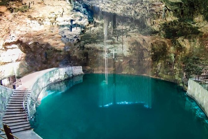 Deluxe adventure! 2 Sacred Cenotes, Chichen Itza and Valladolid from Tulum City - Stop 4: Cenote Ik kil and the buffet recovery