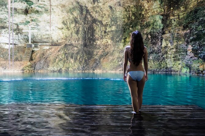 Deluxe adventure! 2 Sacred Cenotes, Chichen Itza and Valladolid from Tulum City - Guides can make or break the pacing