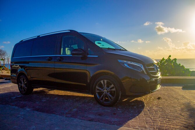 Departures in Mercedes Benz from Tulum to Cancun Airport - How the timing works for Tulum to Cancun International Airport