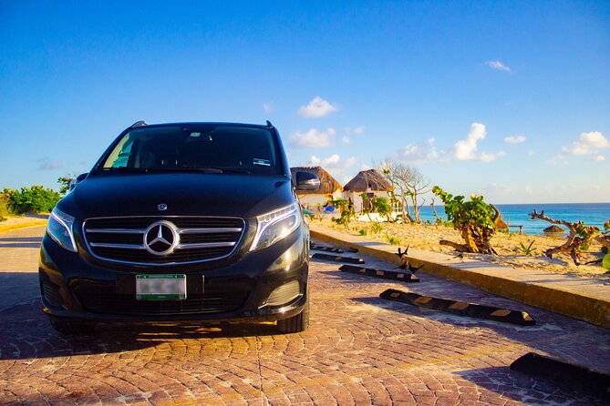 Departures in Mercedes Benz from Tulum to Cancun Airport - Timing availability and daily hours