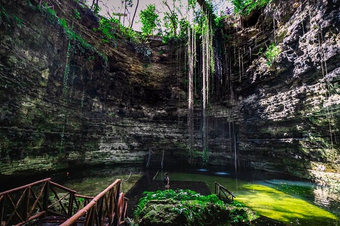Ek Balam, Mayan traditions and cenote Chichikan - Start in Tulum at 7:00 am: why the early plan helps