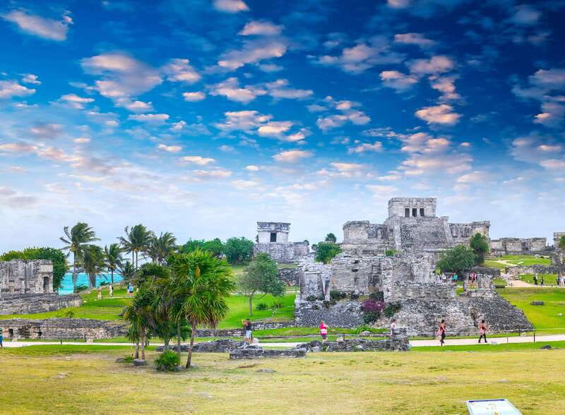 Exclusive 3-in-1 Tour to Tulum, Cenote and Maya Village - Sea-side Tulum: where the ruins and the sea meet