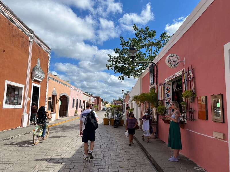 From Riviera Maya: Chichen Itza, Cenote, and Valladolid Tour - Pickup, van ride, and how timing affects your photos