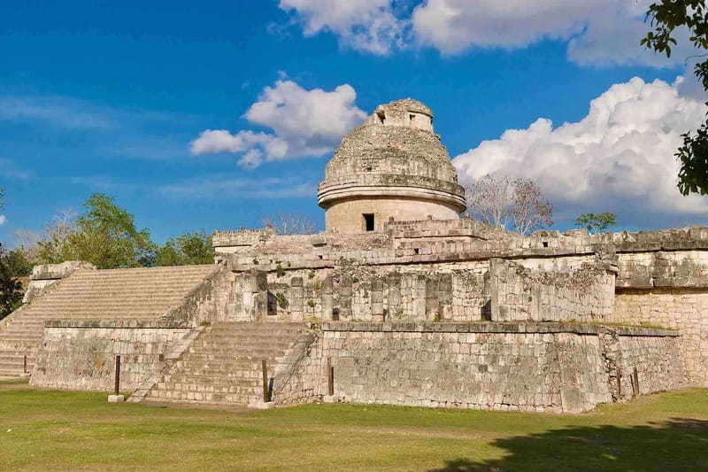 From Tulum: Chichén Itzá Tour, Cenote & Valladolid - Guides, small groups, and the value of being timed right