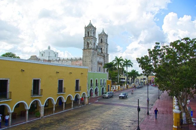 Full-day Tour of Chichen Itza, Cenote & Valladolid City - Chichen Itza: guided context, then one hour to roam
