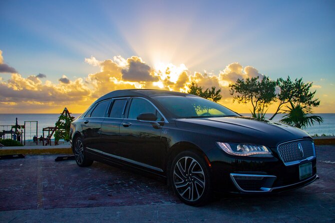 Lincoln Stretch Limo from Tulum to Cancun Airport - Why a private stretch limo is worth it on a flight day