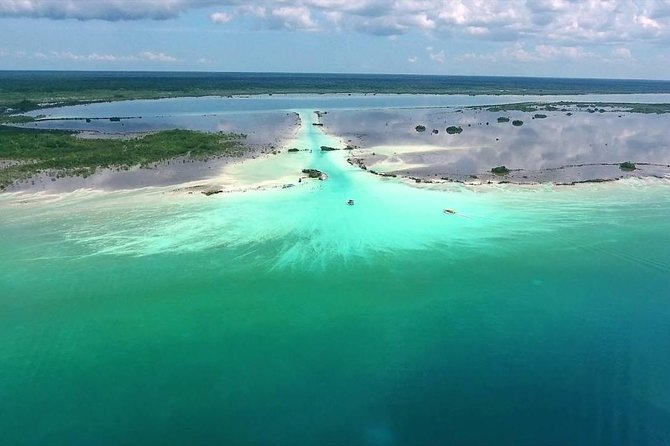 Lovely Bacalar - On the Water in Lago Bacalar: The Boat Portion You Came For