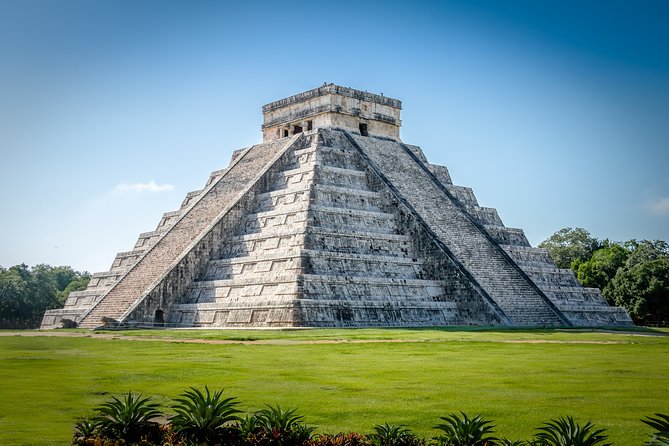 Luxury Tour to Chichen Itza and 2 Cenote - From Tulum - Chichen Itza: Guided Wonders Plus Photo Time in the Heat