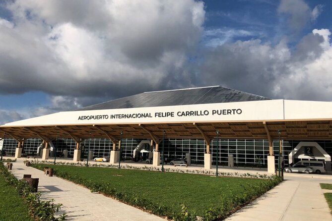 Private Transfers to Tulum Airport - The Ride Itself: A/C Comfort, Bottled Water, and Efficient Routing