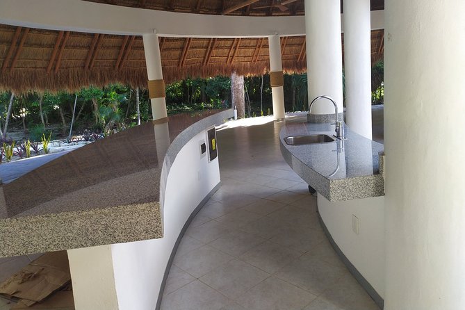 Salsa Classes Tulum and Bachata - Who This Class Fits Best (and Who Might Want Something Else)