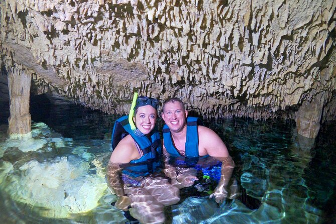 Small group tour in Tulum Ruins - Cenote Cave and GoPro pictures - Two Guides, Smooth Flow: Ruins Lead vs. Cenote Lead