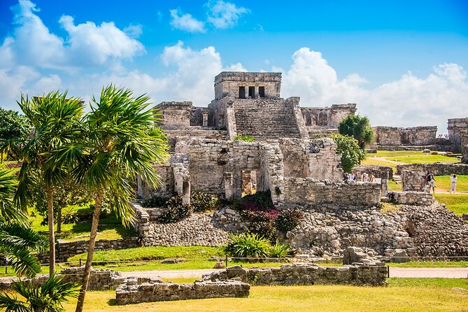 Small group tour in Tulum Ruins - Cenote Cave and GoPro pictures - Tulum Ruins With a Sea-View Walking Guide (Beto-Style)