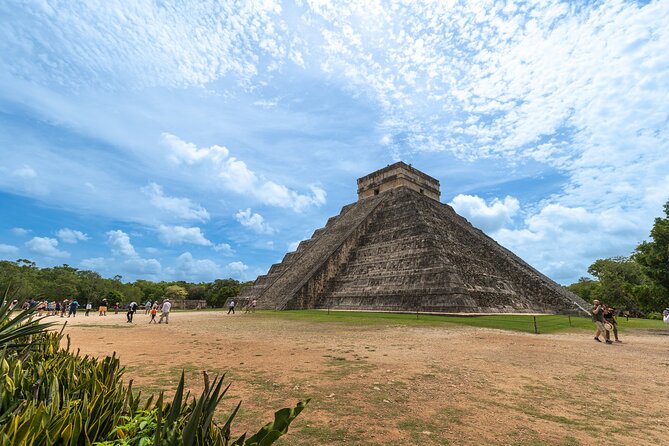 Small group tour to Chichen Itza early access + Cenote + Ekbalam - Early-access Chichén Itzá: where the pictures actually work