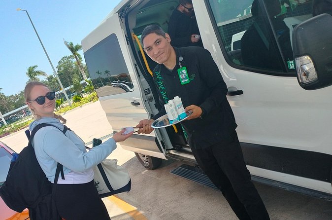 Tulum Airport Transportation to your destiny in Private Minibus - Who This Transfer Suits Best