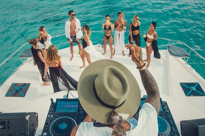 Tulum All Inclusive DJ Party – 51' Leopard PowerCat 4h - Your 4-hour plan: cruise out, party lunch, then sail back