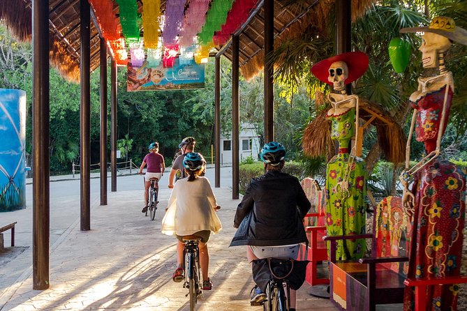 Tulum Bike Tour Tulum Maya Ruins Cenote Swimming Pueblo History Art Tacos Lunch - Lunch is tacos plus the small extras that matter