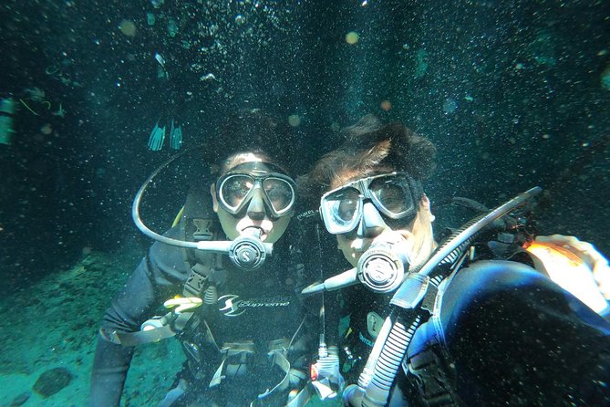 Tulum cenote diving. The ultimate experience in scuba - Stalactites, Stalagmites, and How to Read the Cavern
