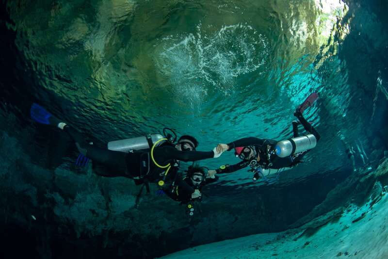 Tulum : Dos Ojos cenote 2 scuba dives (certified divers) - Key points to know before you go