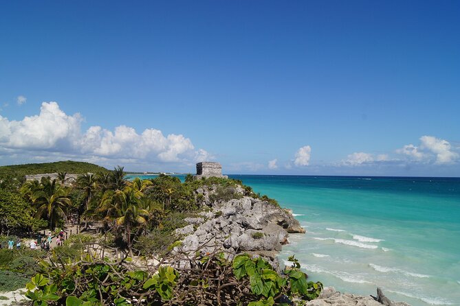 Tulum Ruins and Jaguar Park, Private Round Trip and Tickets - El Castillo, Frescoes, and the Descending God: what to look for