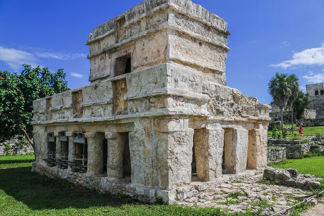Tulum Ruins, Turtles in Akumal and Cenote tour - Stop 2: Akumal Bay snorkeling with sea turtles (and real water logistics)