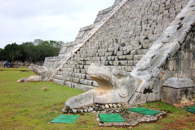 Tulum to Chichen Itza - Private Round-Trip Transfer - On the road: comfort, water, and a driver who talks