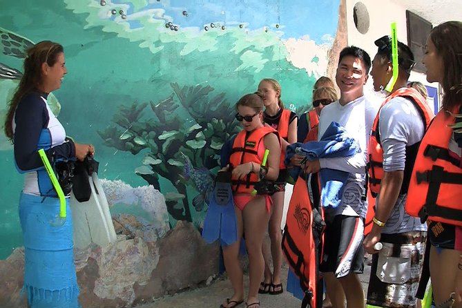 Turtle Snorkeling Adventure from Cancun - When the Water Gets Busy: A Realistic Take on Group Snorkeling